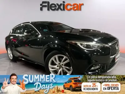 Usado Infiniti Q30 Sport Tech 170 CV (125 kW) 2018 Negro Utilitario
