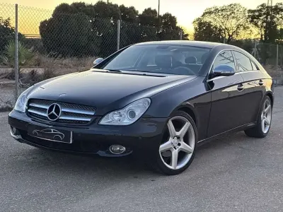 Usado Mercedes CLS320 224 CV (164 kW) 2005 Negro Coupe