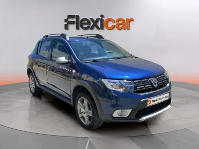 Usado Dacia Sandero Comfort 90 CV (66 kW) 2019 Azul Berlina