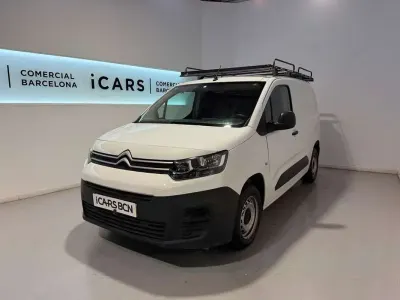 Usado Citroën Berlingo 102 CV (75 kW) 2021 Blanco Monovolumen