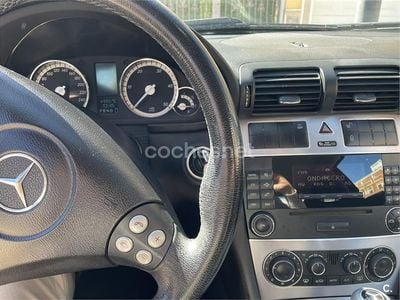 Usado Mercedes C220 Sport Edition 150 CV (110 kW) 2007 Azul Berlina