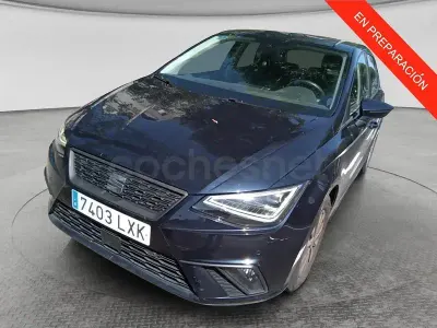 Usado Seat Ibiza Style Plus 110 CV (80 kW) 2022 Azul Utilitario