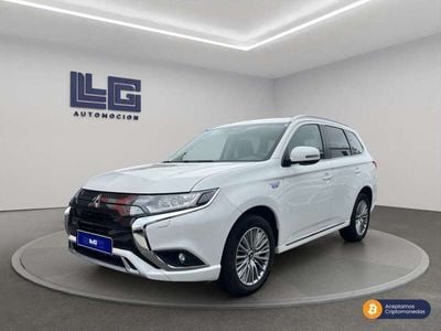 Mitsubishi Outlander P-HEV