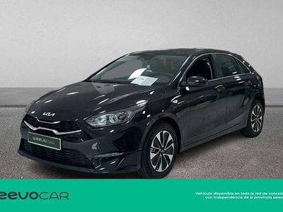 Nieuw Kia Ceed 101 PK (74 kW) 2025 Zwart Hatchback