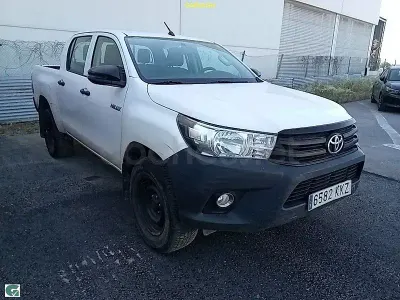 Usado Toyota HiLux Limited 150 CV (110 kW) 2018 Blanco Pickup/Camioneta