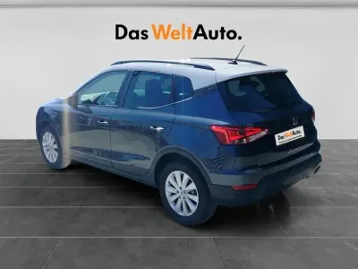 Usado Seat Arona Style 115 CV (84 kW) 2025 Gris / plata SUV