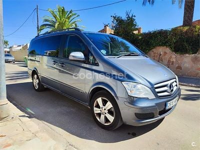 Usado Mercedes Viano Edition 224 CV (164 kW) 2012 Gris / plata Monovolumen