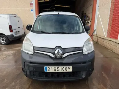 Usado Renault Kangoo 75 CV (55 kW) 2019 Blanco Monovolumen