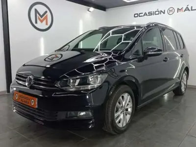 Usado VW Touran Advance 116 CV (85 kW) 2018 Negro Monovolumen