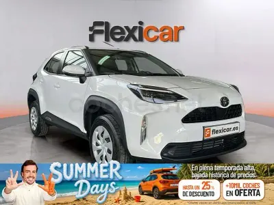 Usado Toyota Yaris Cross Active 130 CV (95 kW) 2026 Blanco SUV
