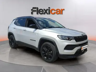 Usado Jeep Compass 131 CV (96 kW) 2022 Gris SUV