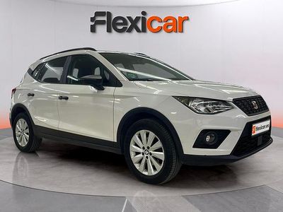 Usado Seat Arona Ecomotive 95 CV (69 kW) 2018 Blanco SUV