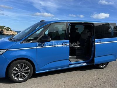 Azul Usado 2023 VW Multivan Style Van | 60.500 € (Un poco caro)