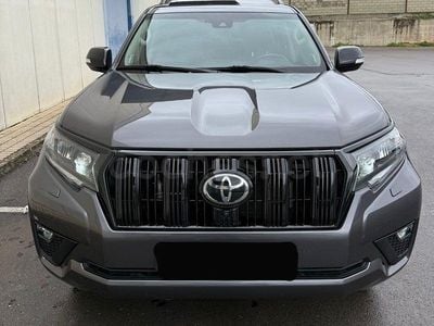 Usado Toyota Land Cruiser 204 CV (150 kW) 2023 Gris / plata SUV