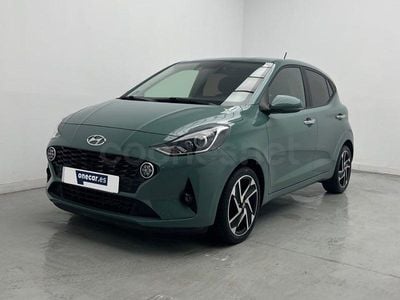 Usado Hyundai i10 67 CV (49 kW) 2023 Verde Utilitario