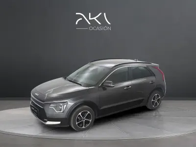 Usado Kia Niro 141 CV (103 kW) 2022 Gris SUV
