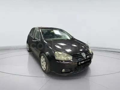 Usado VW Golf IV Sportline 140 CV (102 kW) 2004 Negro Berlina