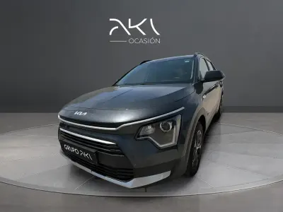 Usado Kia Niro 141 CV (103 kW) 2022 Negro SUV