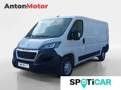Usado Peugeot Boxer S 140 CV (102 kW) 2022 Blanco Van