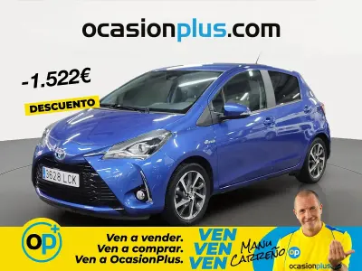 Usado Toyota Yaris Hybrid 100 CV (73 kW) 2019 Azul Berlina