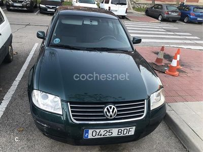 Usado VW Passat Comfortline 150 CV (110 kW) 2000 Verde Familiar