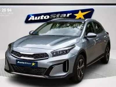 Usado Kia XCeed 141 CV (103 kW) 2023 Gris SUV