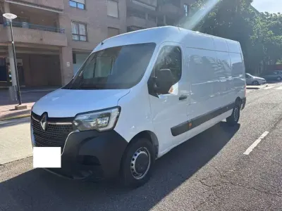Usado Renault Master 135 CV (99 kW) 2023 Blanco Monovolumen
