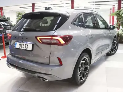 Occasion Ford Kuga ST-Line 243 PK (178 kW) 2024 Zilver SUV