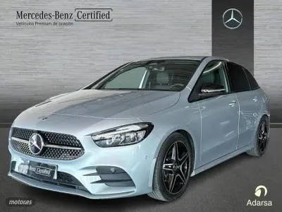 Usado Mercedes B200 150 CV (110 kW) 2025 Gris / plateado Utilitario