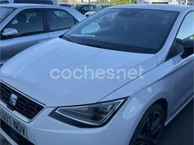 Usado Seat Ibiza FR 115 CV (84 kW) 2025 Blanco Utilitario