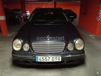 Käytetty Mercedes E320