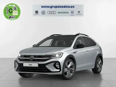 Usado VW Taigo R-line 150 CV (110 kW) 2022 Gris / plata SUV