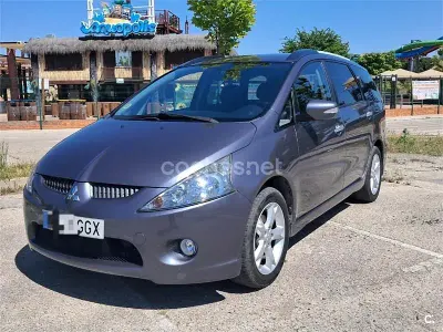 Usado Mitsubishi Grandis Intense+ 136 CV (100 kW) 2008 Gris / plata Monovolumen