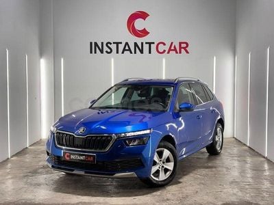 Usado Skoda Kamiq Active 110 CV (80 kW) 2021 Azul SUV