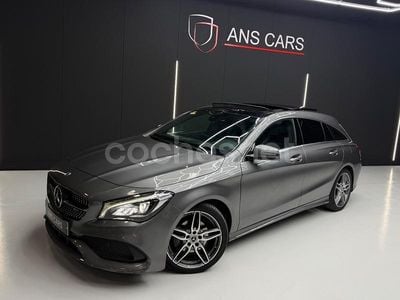 Gris / plata Usado 2018 Mercedes CLA200 Shooting Brake Familiar | 23.900 € (Caro)