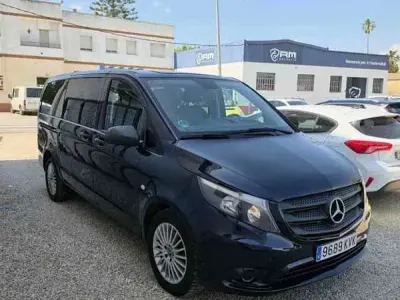 Usado Mercedes Vito 136 CV (100 kW) 2019 Azul Van