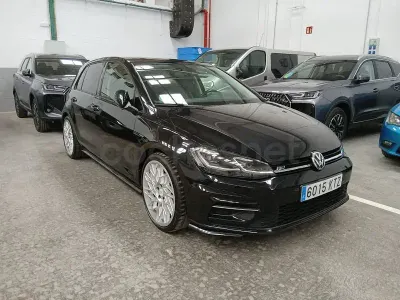 Usado VW Golf VII Sport 150 CV (110 kW) 2018 Negro Berlina
