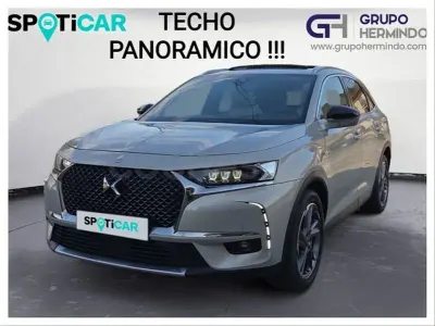Usado DS Automobiles DS7 Crossback So Chic 300 CV (220 kW) 2021 Gris / plata SUV