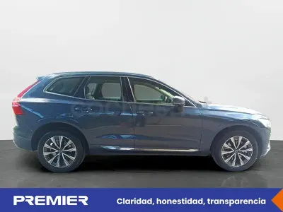 Usado Volvo XC60 Plus 197 CV (144 kW) 2022 Azul SUV
