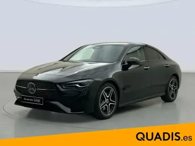 Usado Mercedes CLA200 163 CV (119 kW) 2025 Negro Berlina
