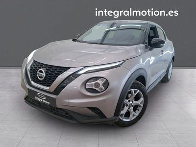 Usado Nissan Juke N-Connecta 114 CV (83 kW) 2022 Gris SUV