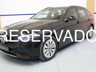 Usado Mercedes C300e 313 CV (230 kW) 2022 Negro Familiar