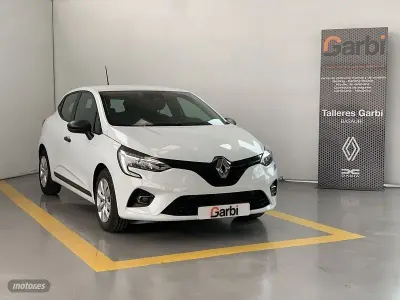 Usado Renault Clio V Business 85 CV (62 kW) 2021 Blanco Berlina