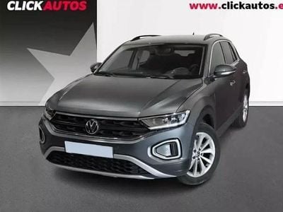 Usado VW T-Roc Life 111 CV (81 kW) 2024 Gris SUV