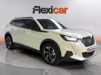 Usado Peugeot 2008 Allure 110 CV (80 kW) 2022 Blanco SUV