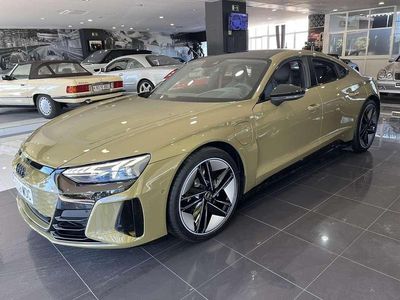 Usado Audi e-tron GT quattro Exclusive 439 kW (598 CV) 2023 Verde Berlina