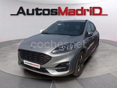 Gris / plata Usado 2022 Ford Kuga ST-Line SUV | 18.490 € (Precio justo)