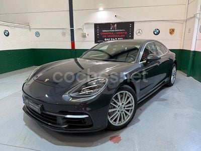 Porsche Panamera 4