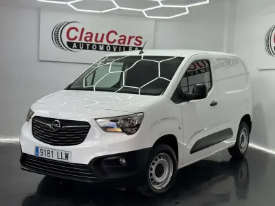 Usado Peugeot Partner Premium 102 CV (75 kW) 2021 Blanco Monovolumen