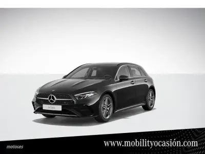 Usado Mercedes A200 149 CV (109 kW) 2023 Negro Berlina